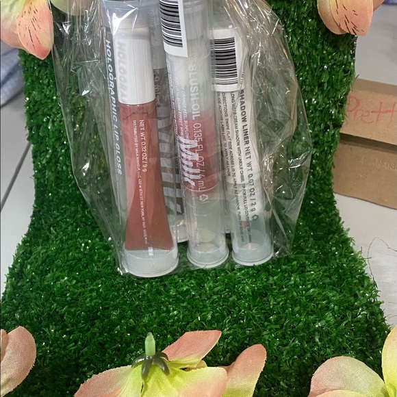 NU2YU BEAUTY SUPPLIES AND MORE - Picture 14 of 16